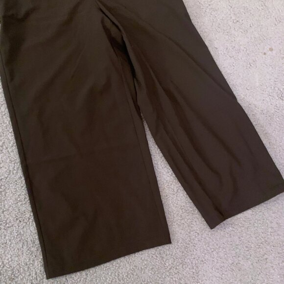 BANANA REPUBLIC FACTORY BLACK CROPPED JUMPSUIT - SIZE M - Picture 8 of 9